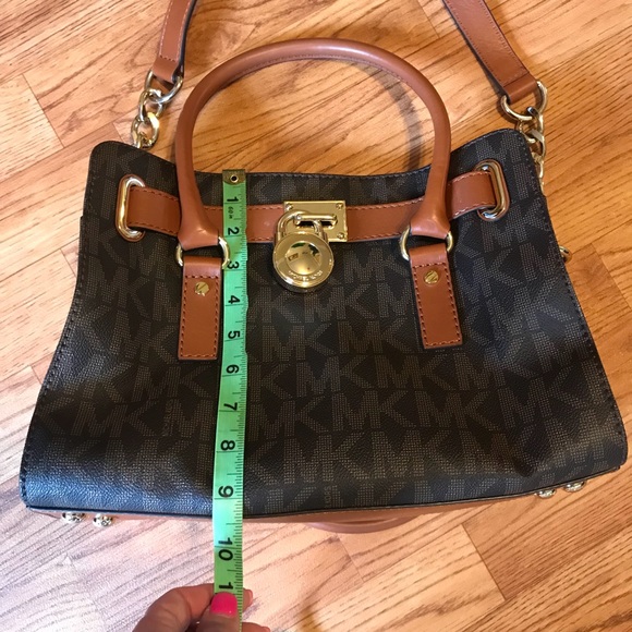 Michael Kors Hamilton Medium Logo 💕 - Picture 10 of 13